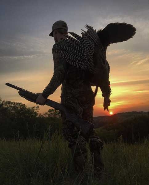 CODY LEONARD...Our 4th annual Spring Gobbler Best Photo Contest Winner 2017